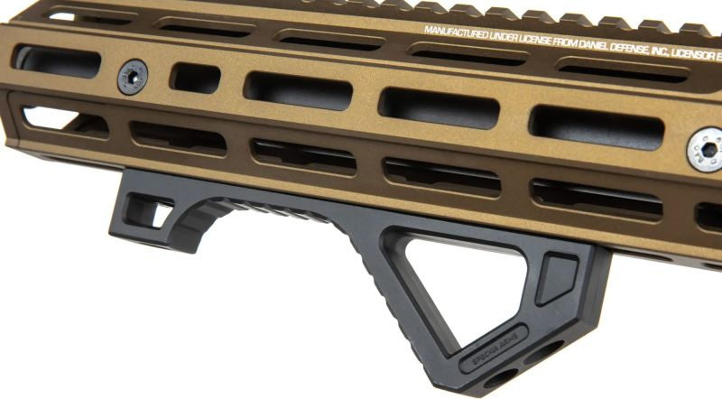 SPECNA ARMS M4 Daniel Defense Prime RIS III 10.5' HAL ETU Brushless Motor - chaos bronze (SA-P27)