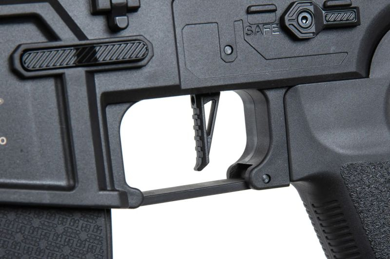 SPECNA ARMS M4 FLEX HAL ETU Light Ops - black (SA-F05-RL)