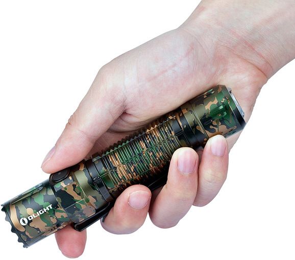 OLIGHT Svietidlo M2R PRO WARRIOR 1800lm limitovaná edícia - camo