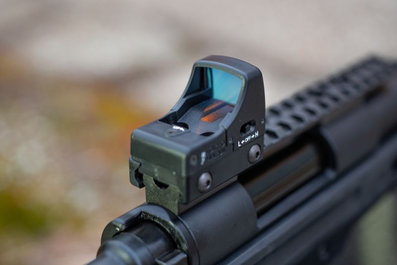 TOKYO MARUI Kolimátor Micro Pro Red Dot Sight - black