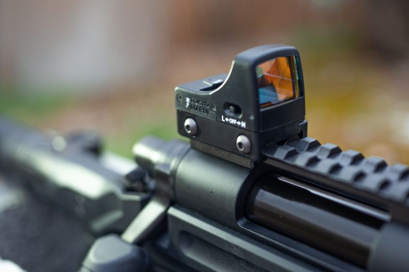 TOKYO MARUI Kolimátor Micro Pro Red Dot Sight - black