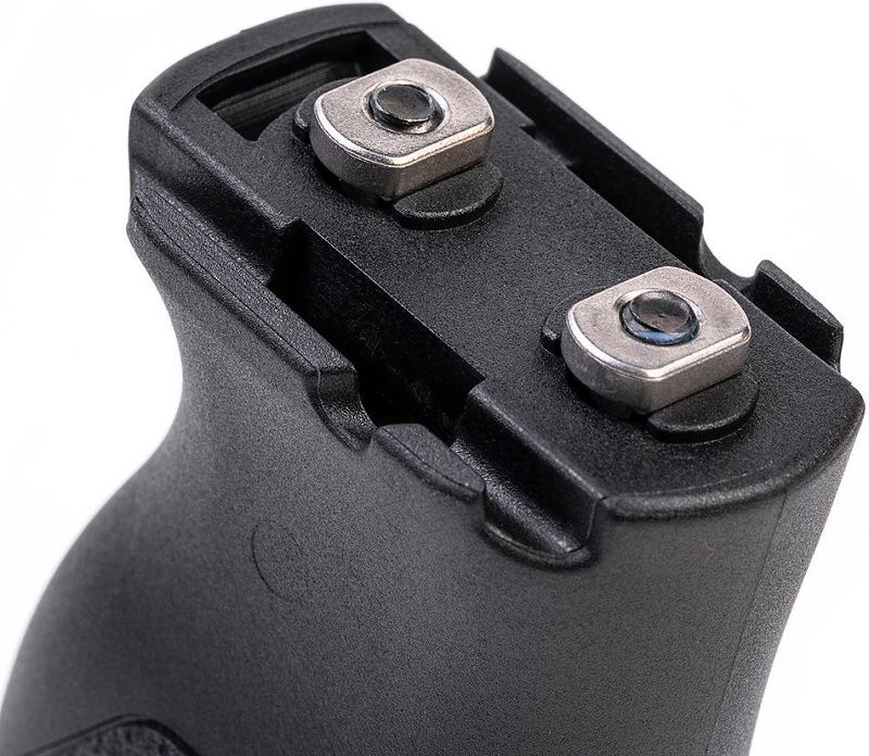 STRIKE INDUSTRIES Grip M-LOK Angled Vertical, long - čierny