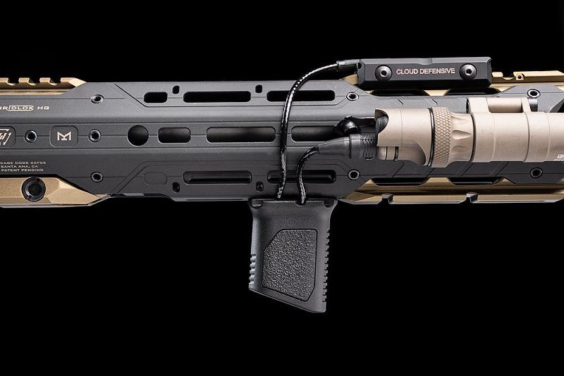 STRIKE INDUSTRIES Grip M-LOK Angled Vertical, short - fde