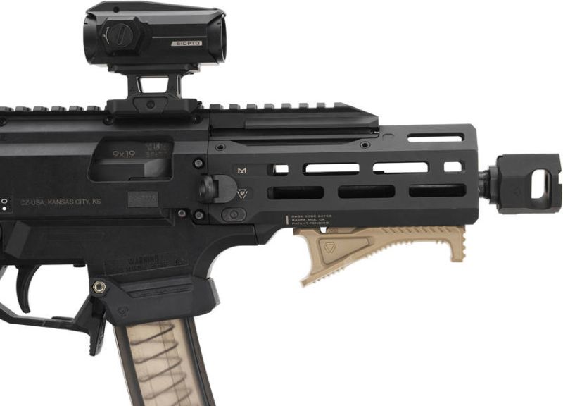 STRIKE INDUSTRIES Grip Link Cobra Fore M-LOK/KeyMod - black (SI-AR-CMS-CFG-BK)