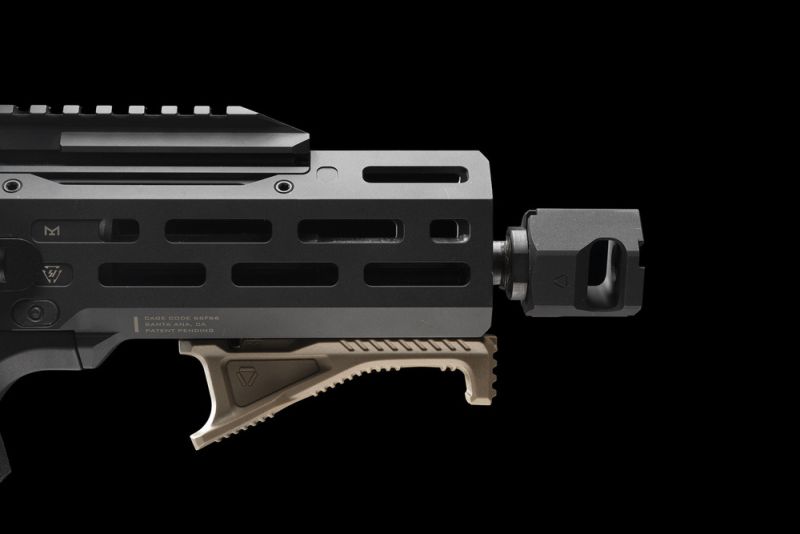 STRIKE INDUSTRIES Grip Link Cobra Fore M-LOK/KeyMod - black (SI-AR-CMS-CFG-BK)