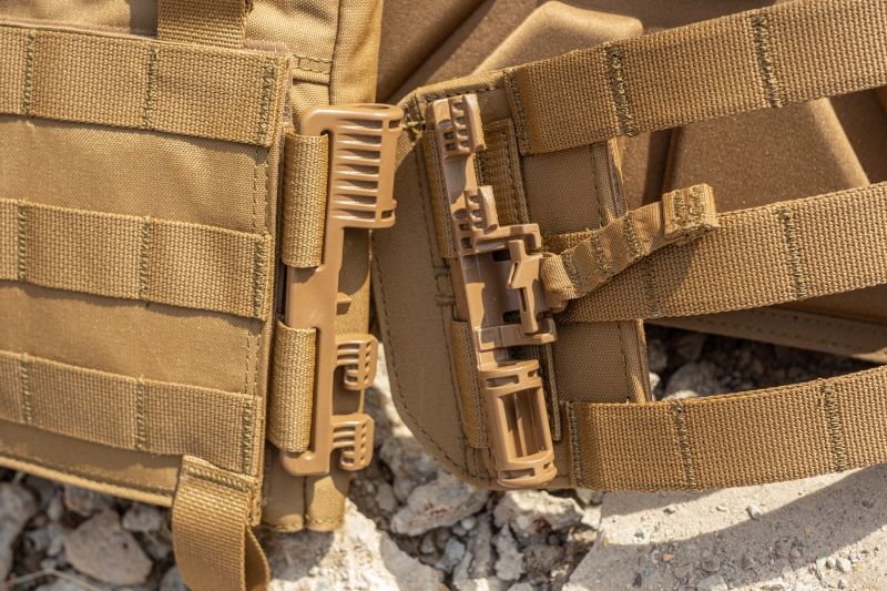 WARRIOR Low Profile Carrier With Ladder Sides  - coyote (W-EO-LPC-V2-CT)