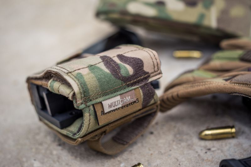 WARRIOR Universal Pistol Holder - multicam (W-EO-UPH-MC)