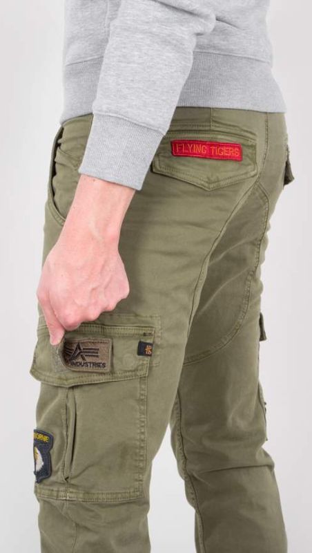 ALPHA INDUSTRIES Dlhé nohavice Petrol Patch Pant - olivové (178207/11)