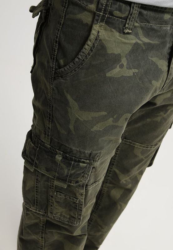 ALPHA INDUSTRIES Dlhé nohavice Jet - olive camo (101212/239)