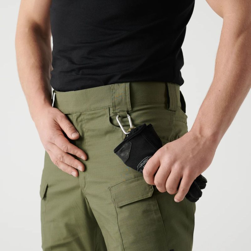 HELIKON Krátke nohavice UTS 11" PolyCotton Stretch Ripstop - black (SP-UTK-SP-01)