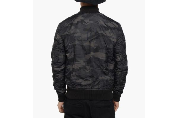 ALPHA INDUSTRIES Bunda MA-1 TT - black camo (191103/125)