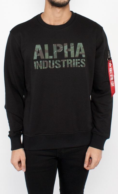 ALPHA INDUSTRIES Mikina Camo Print Sweat - čierna/woodland nápis (176301/380)