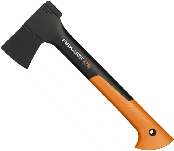 FISKARS Sekera X7, plastové puzdro