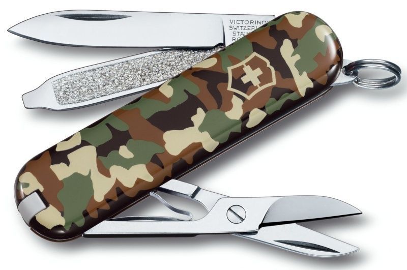 VICTORINOX Zatvárací nôž CLASSIC - camo (0.6223.94)