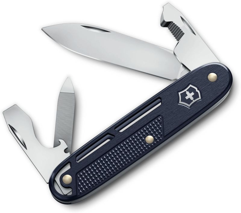 VICTORINOX Zatvárací nôž SYNERGY ALOX 93mm - dark blue (0.8216.22)