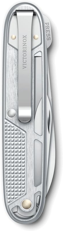 VICTORINOX Zatvárací nôž SYNERGY X ALOX 93mm - silver (0.8226.26)