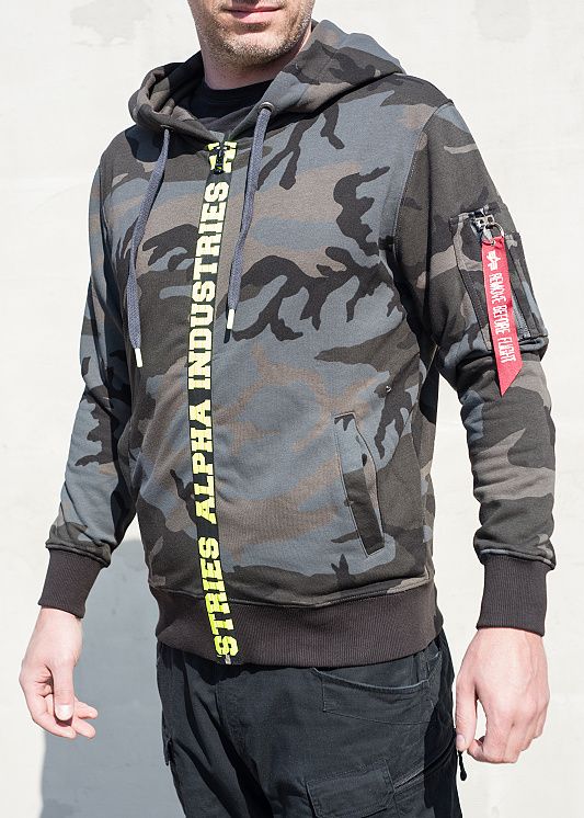 ALPHA INDUSTRIES Mikina Big Letters Zip Hoody - black camo (126342/125)
