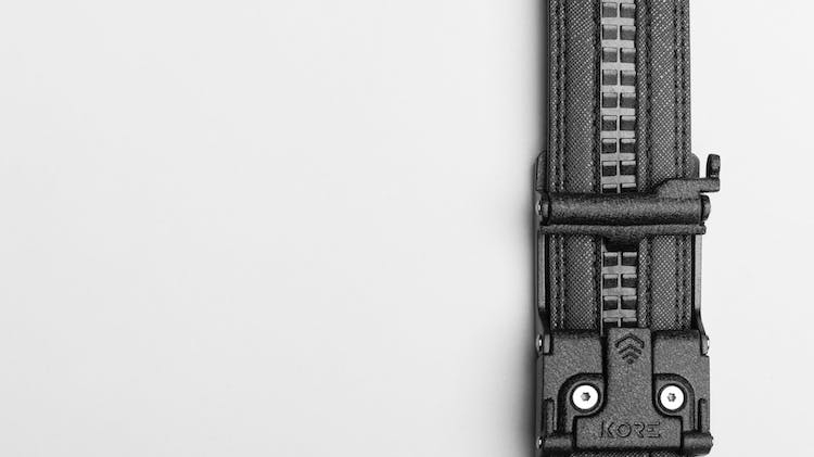 KORE Pracka na opasok X3 1.5 - gunmetal