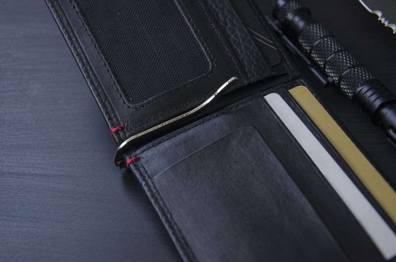 ZIPPO Kožená peňaženka 11x8,2x1cm - čierna (44147)