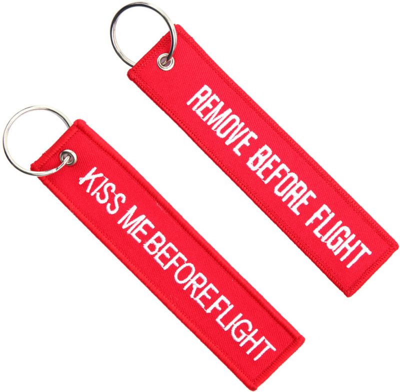 Kľúčenka Remove before flight + Kiss me before flight