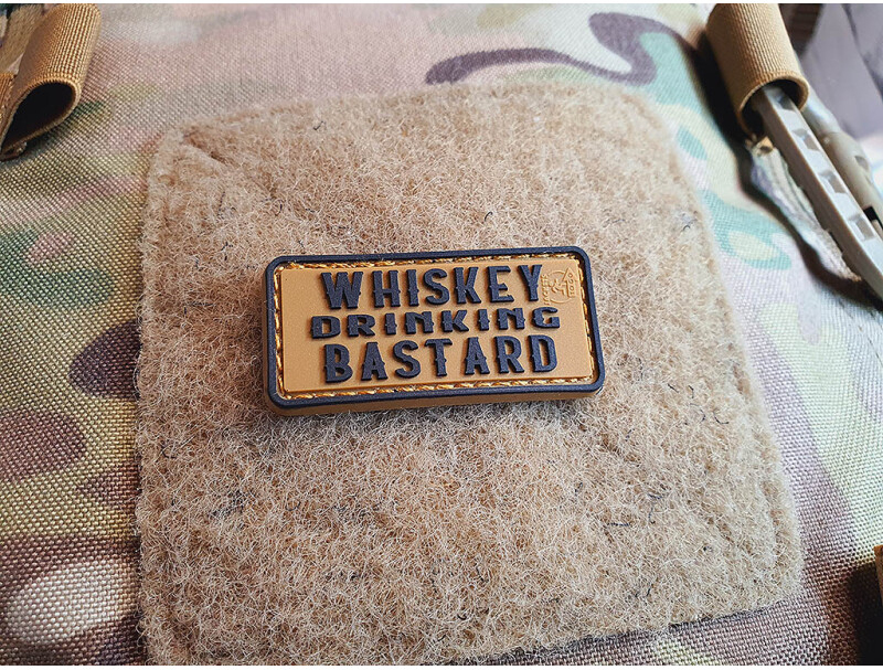 JTG 3D PVC Nášivka/Patch Whiskey Drinking Bastard - coyote