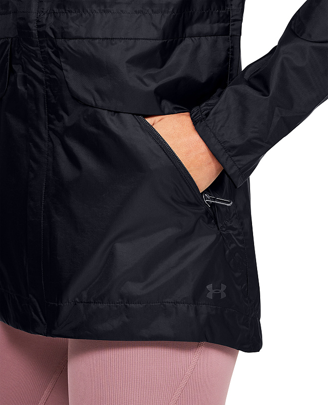 UNDER ARMOUR Dámska bunda Cloudburst Shell - čierna (1350954-001)