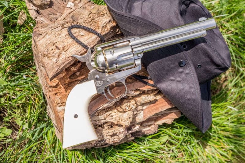 UMAREX Vzduchový revolver CO2 Colt SAA .45 nickel, kal. 4,5mm BB (5.8309)
