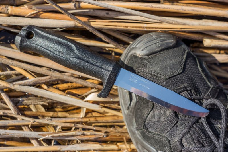 MORAKNIV Nôž s pev.čep. Marine Rescue 541 stainless steel black Muničák