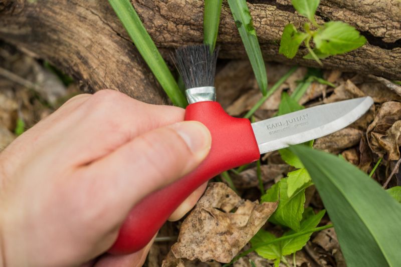 MORAKNIV Nôž s pevnou čepeľou Karl-Johan Mushroom Knife - červený (NZ-KJM-SS-25)