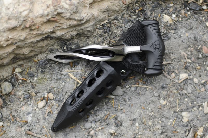 UNITED CUTLERY M48 Cyclone Push Dagger (UC3427)