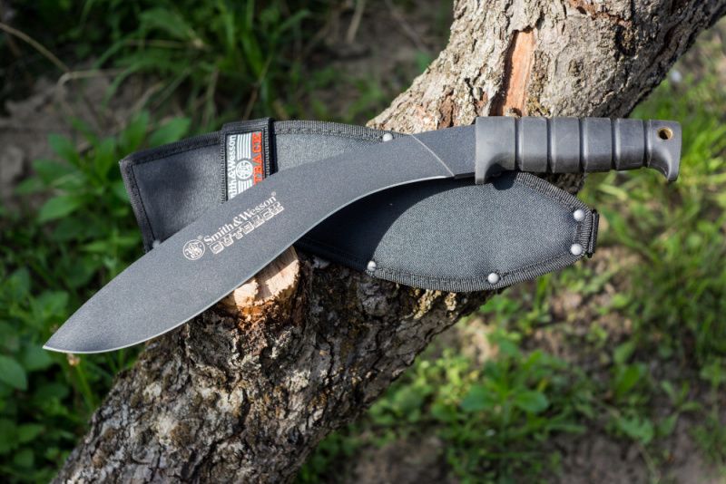 SMITH WESSON Mačeta Bush Hog Kukri (SWBH)