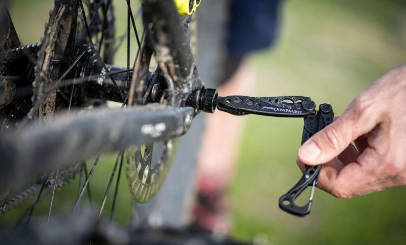 LEATHERMAN Multitool SKELETOOL - silver (830920)