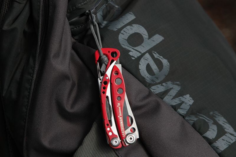 LEATHERMAN Multitool SKELETOOL RX - červený (LTG 832310)