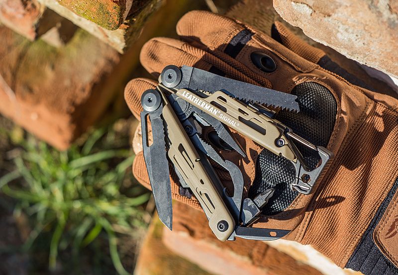 LEATHERMAN Multitool SIGNAL - coyote (LTG832404)