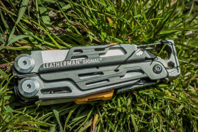 LEATHERMAN Multitool SIGNAL - strieborný (LTG832265)