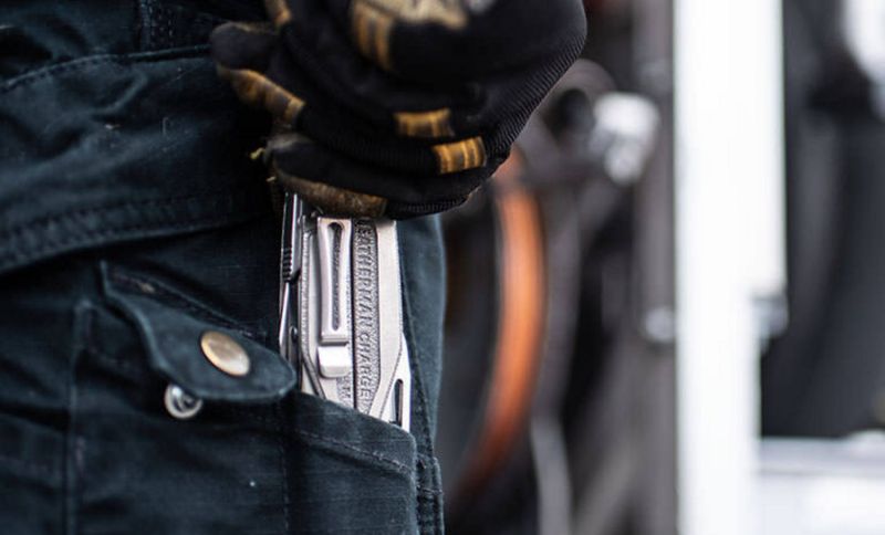 LEATHERMAN Multitool CHARGE TTi PLUS - silver / grey (832528)