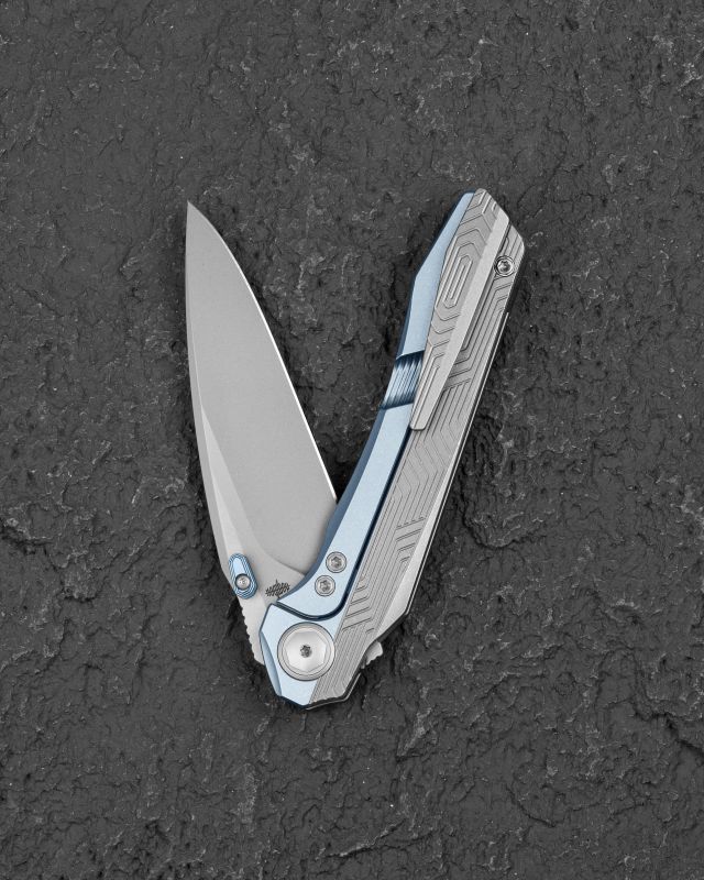 BESTECH Zatvárací nôž WET NELLIE ButtonFrameLock - bead blasted blue (BT2505A)