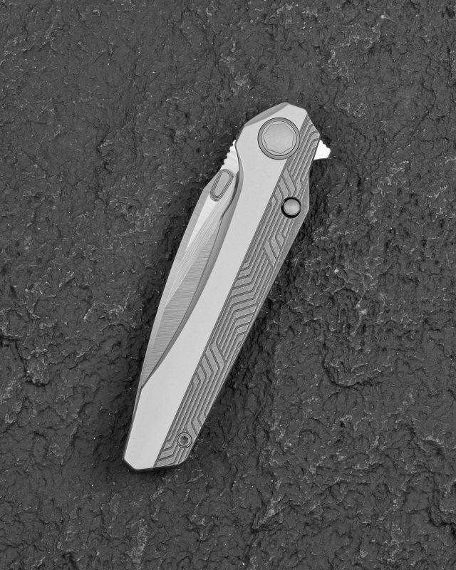 BESTECH Zatvárací nôž WET NELLIE ButtonFrameLock - dark bead blasted grey (BT2505B)