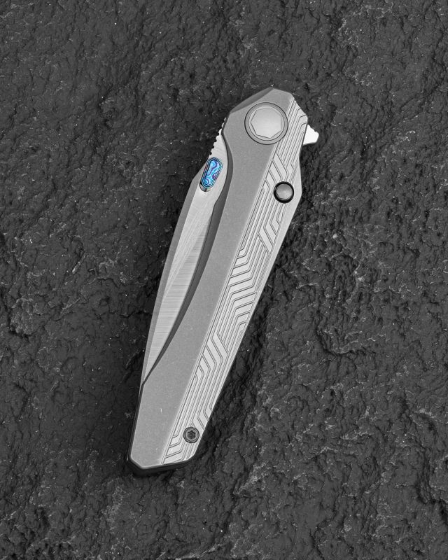 BESTECH Zatvárací nôž WET NELLIE ButtonFrameLock - bead blasted grey (BT2505E)